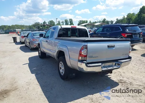 2010 Toyota Tacoma Base V6 z USA, uszkodzony, nr VIN 5TEUU4EN8AZ711013